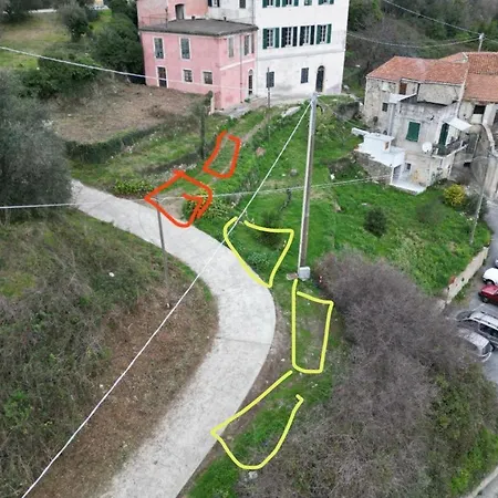 Massa - Dimora Storica Con 12 Camere, Accoglie 30 Persone וילה