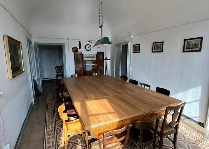 Villa Massa - Dimora Storica Con 12 Camere, Accoglie 30 Persone *