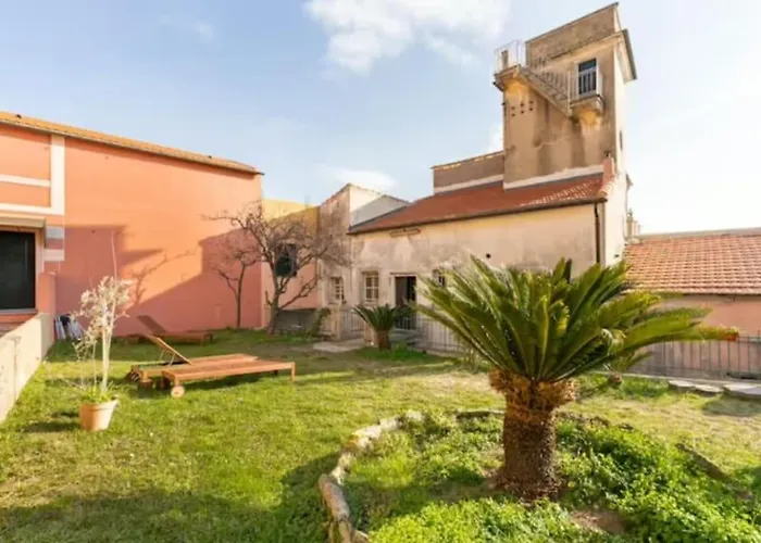 Villa Massa - Dimora Storica Con 12 Camere, Accoglie 30 Persone *