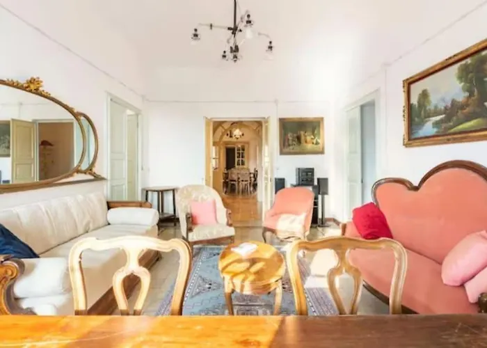 Villa Massa - Dimora Storica Con 12 Camere, Accoglie 30 Persone